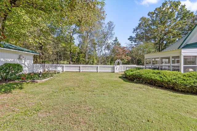 $340,000 | 10527 East Brainerd Road, Apison, TN 37302