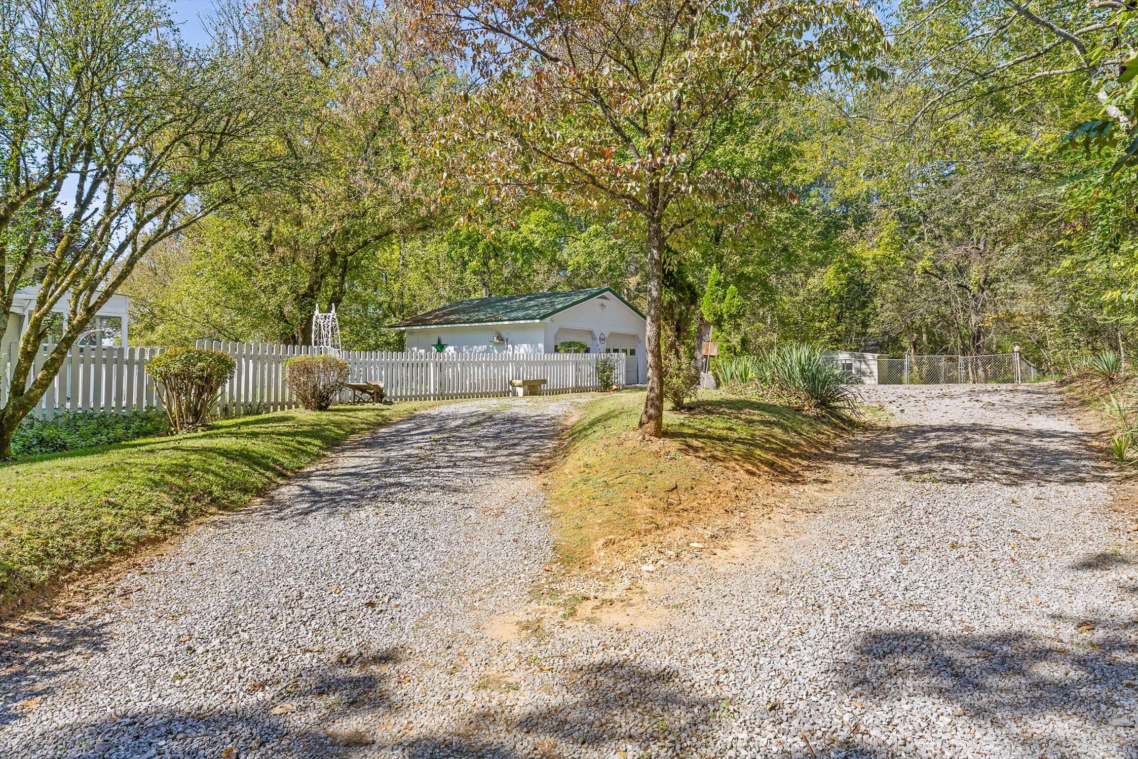 10527 East Brainerd Road Apison, TN 37302 - Photo 45 of 47 26-Brainerd-49