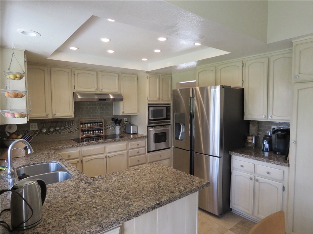 2001 Wandering Road Encinitas, CA 92024 - Photo 4 of 17