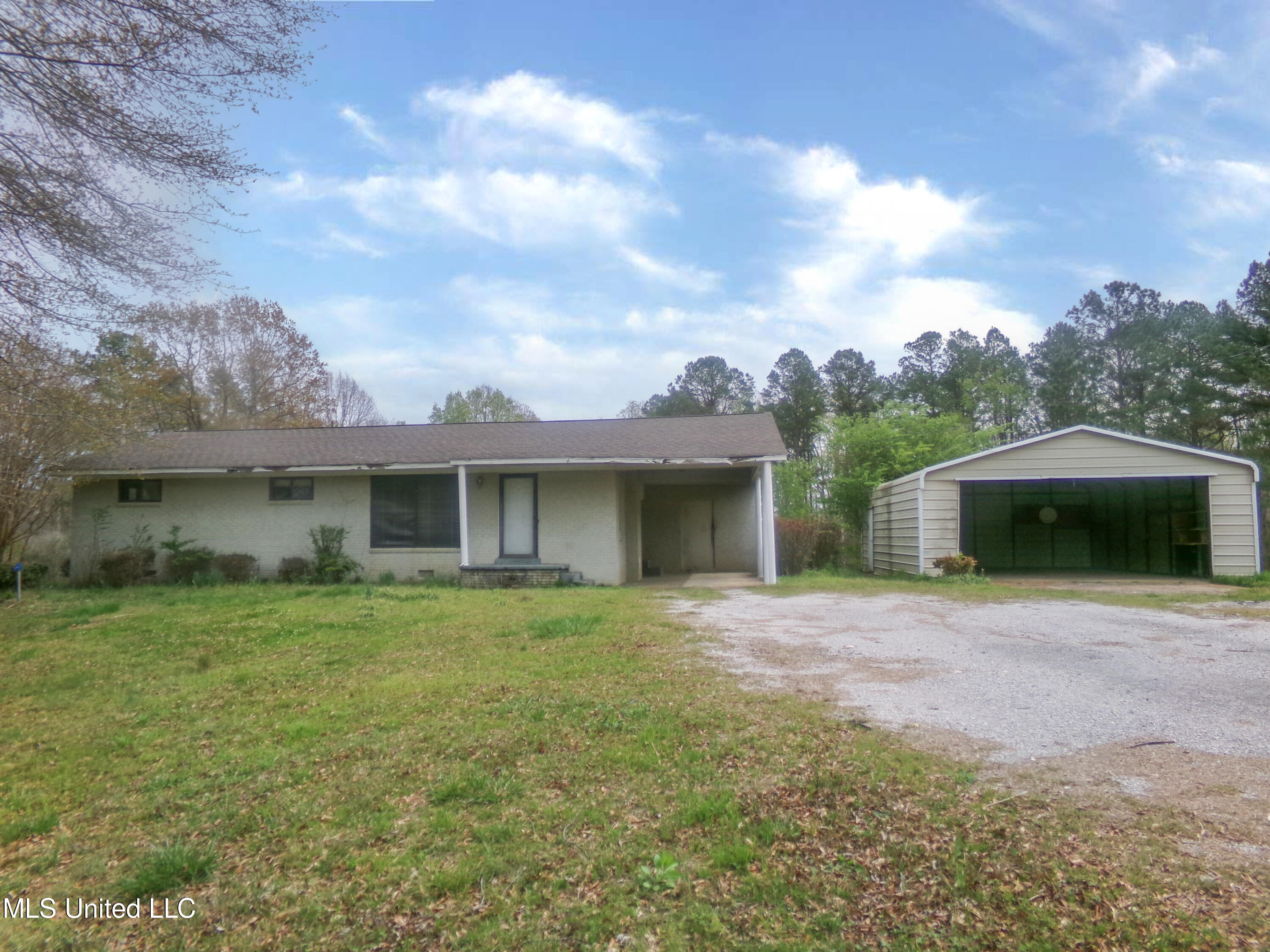 451 County Road 538 Ripley, MS 38663 - Photo 1 of 11 100_4358