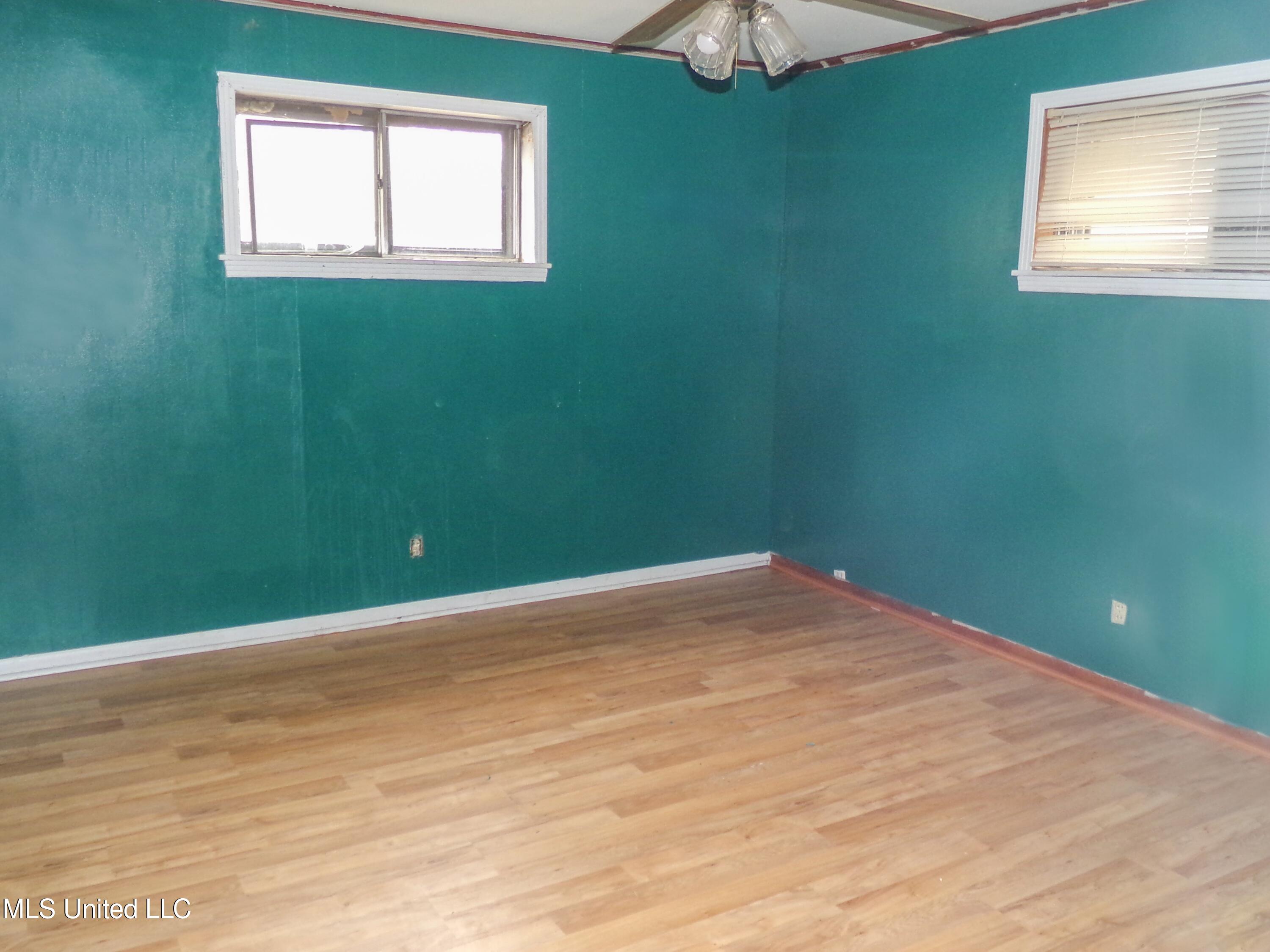 451 County Road 538 Ripley, MS 38663 - Photo 4 of 11 100_3626