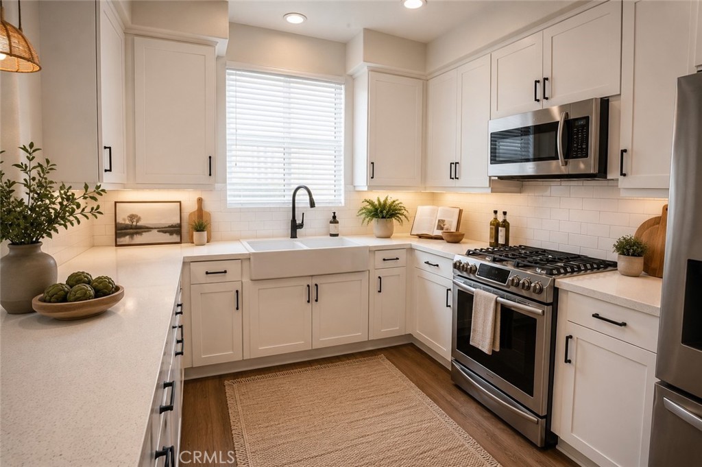 6237 Surfcove Circle Huntington Beach, CA 92648 - Photo 5 of 34