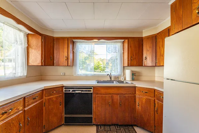 $625,000 | 9 Harden Avenue, Camden, ME 04843