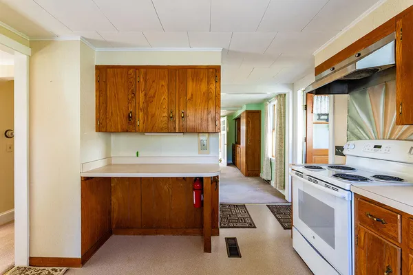 $575,000 | 9 Harden Avenue, Camden, ME 04843