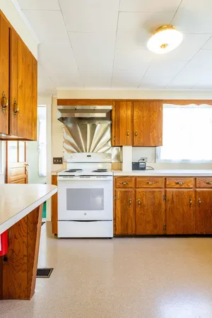 $575,000 | 9 Harden Avenue, Camden, ME 04843