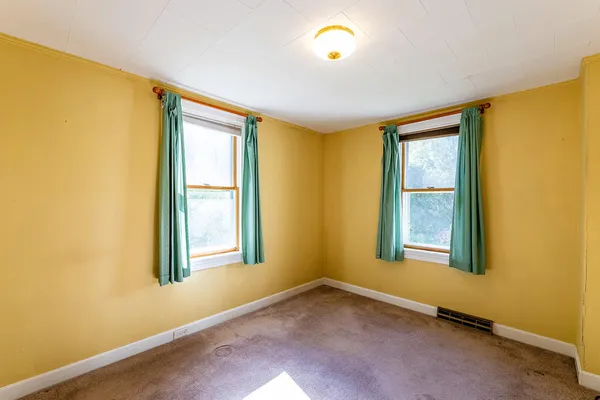 $575,000 | 9 Harden Avenue, Camden, ME 04843