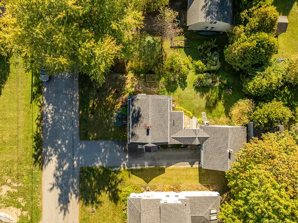 $575,000 | 9 Harden Avenue, Camden, ME 04843