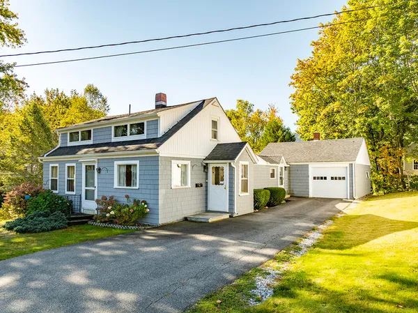 $575,000 | 9 Harden Avenue, Camden, ME 04843