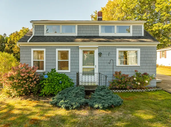 $575,000 | 9 Harden Avenue, Camden, ME 04843