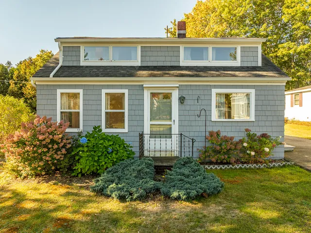 $625,000 | 9 Harden Avenue, Camden, ME 04843