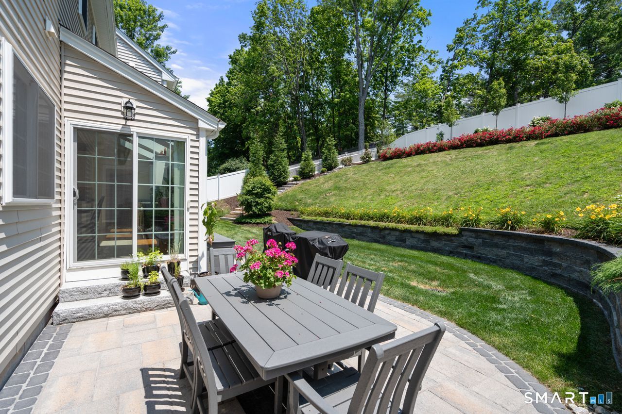 12 Stratford Road West Hartford, CT 06117 - Photo 34 of 40