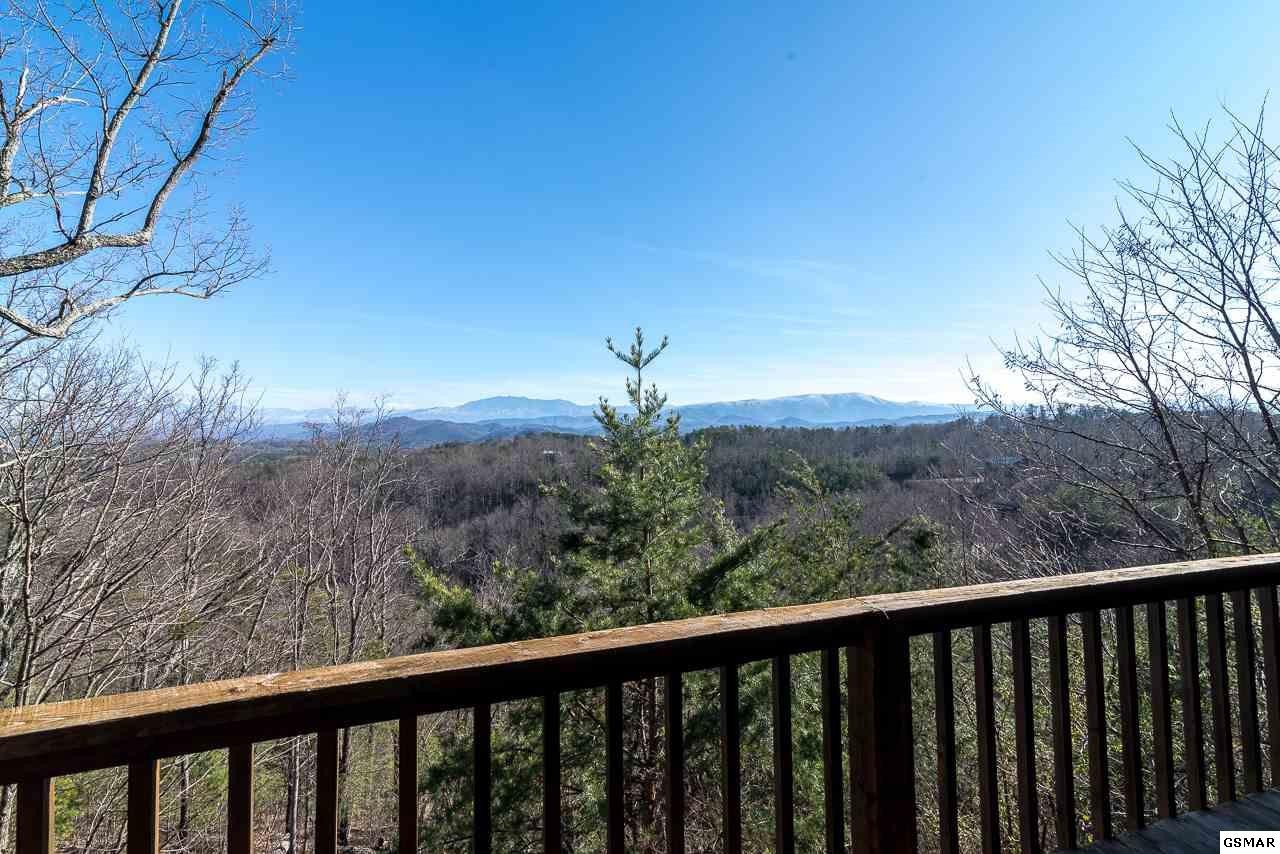 1910 Bluff Ridge Road, Unit AROOMWITHAVIEW Sevierville, TN 37876 - Photo 3 of 30 Gallery Image 3