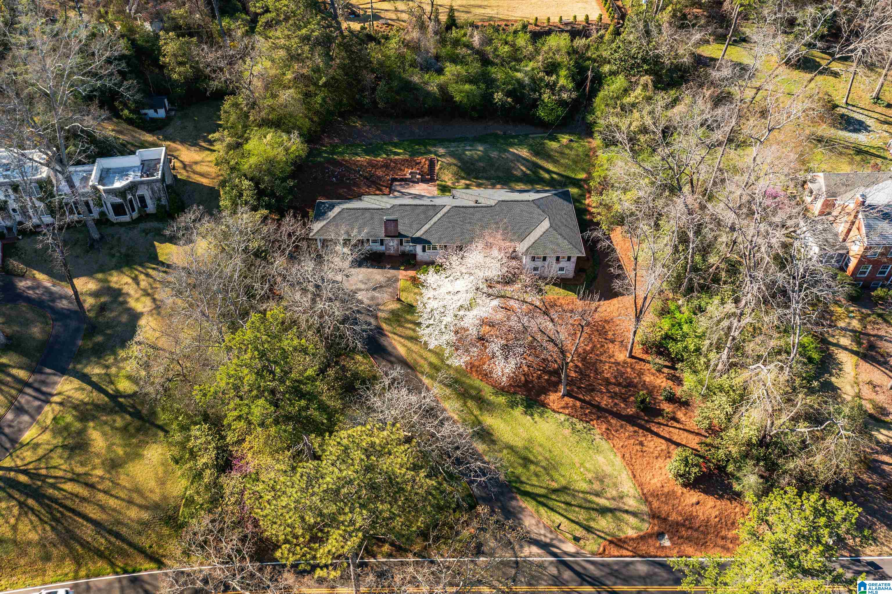18 Beechwood Road Birmingham, AL 35213 - Photo 3 of 83
