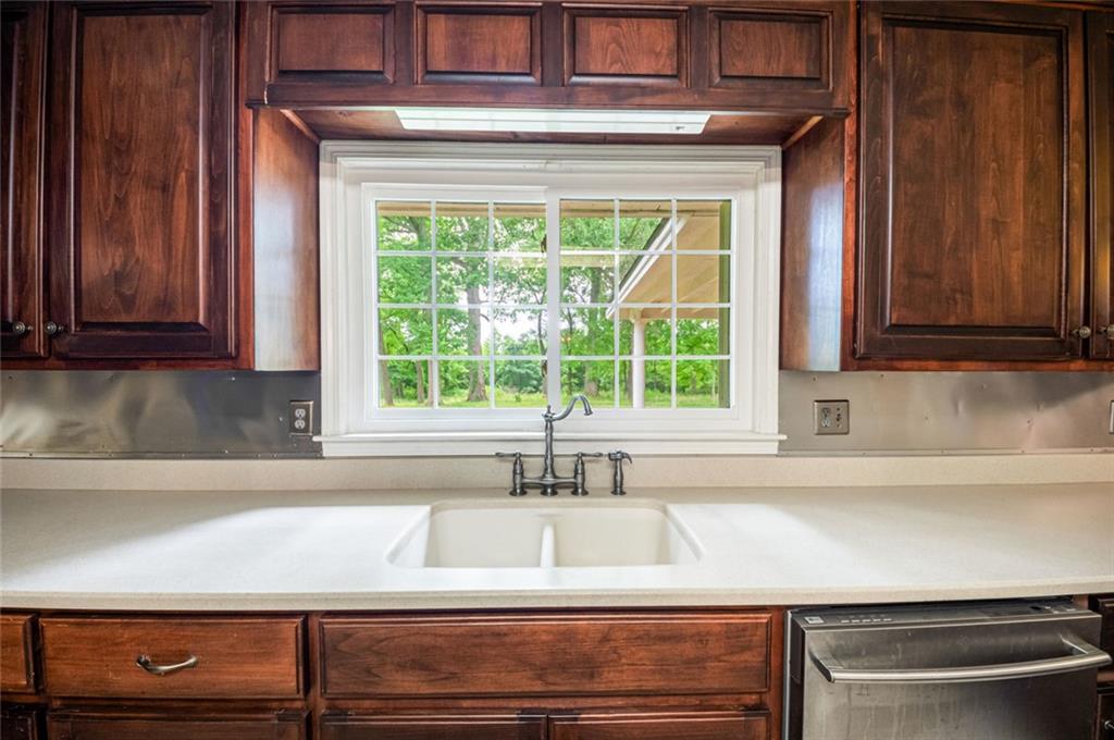 451 Toms Creek Road Martin, GA 30557 - Photo 15 of 49
