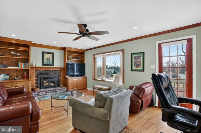 $775,000 | 1221 Thomas Drive, Fort Washington, PA 19034