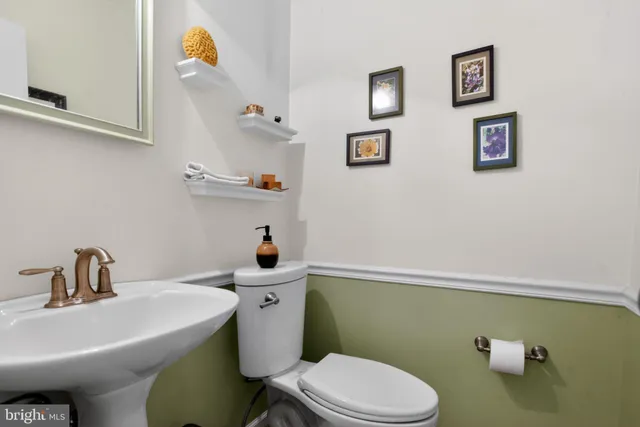 $775,000 | 1221 Thomas Drive, Fort Washington, PA 19034