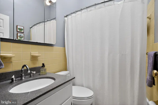 $775,000 | 1221 Thomas Drive, Fort Washington, PA 19034