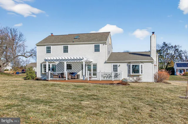 $775,000 | 1221 Thomas Drive, Fort Washington, PA 19034