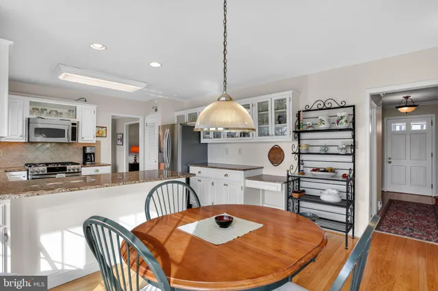 $775,000 | 1221 Thomas Drive, Fort Washington, PA 19034