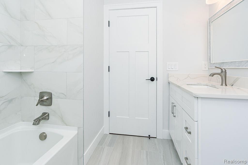 7067 24 Mile Road Utica, MI 48316 - Photo 38 of 53 Gallery Image 38
