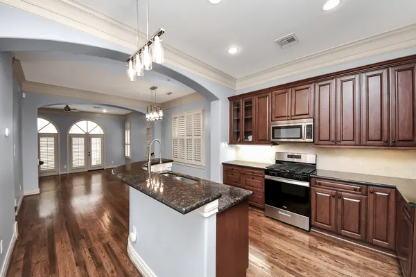 $3,000 | 1434 Wichita Street, Houston, TX 77004