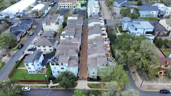 $3,000 | 1434 Wichita Street, Houston, TX 77004