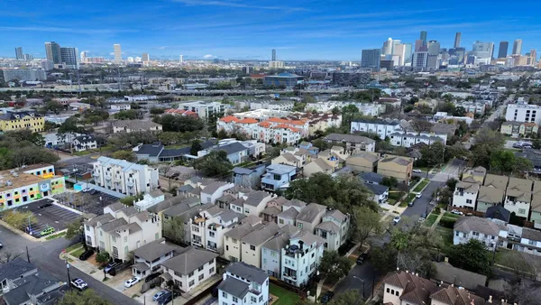 $3,000 | 1434 Wichita Street, Houston, TX 77004