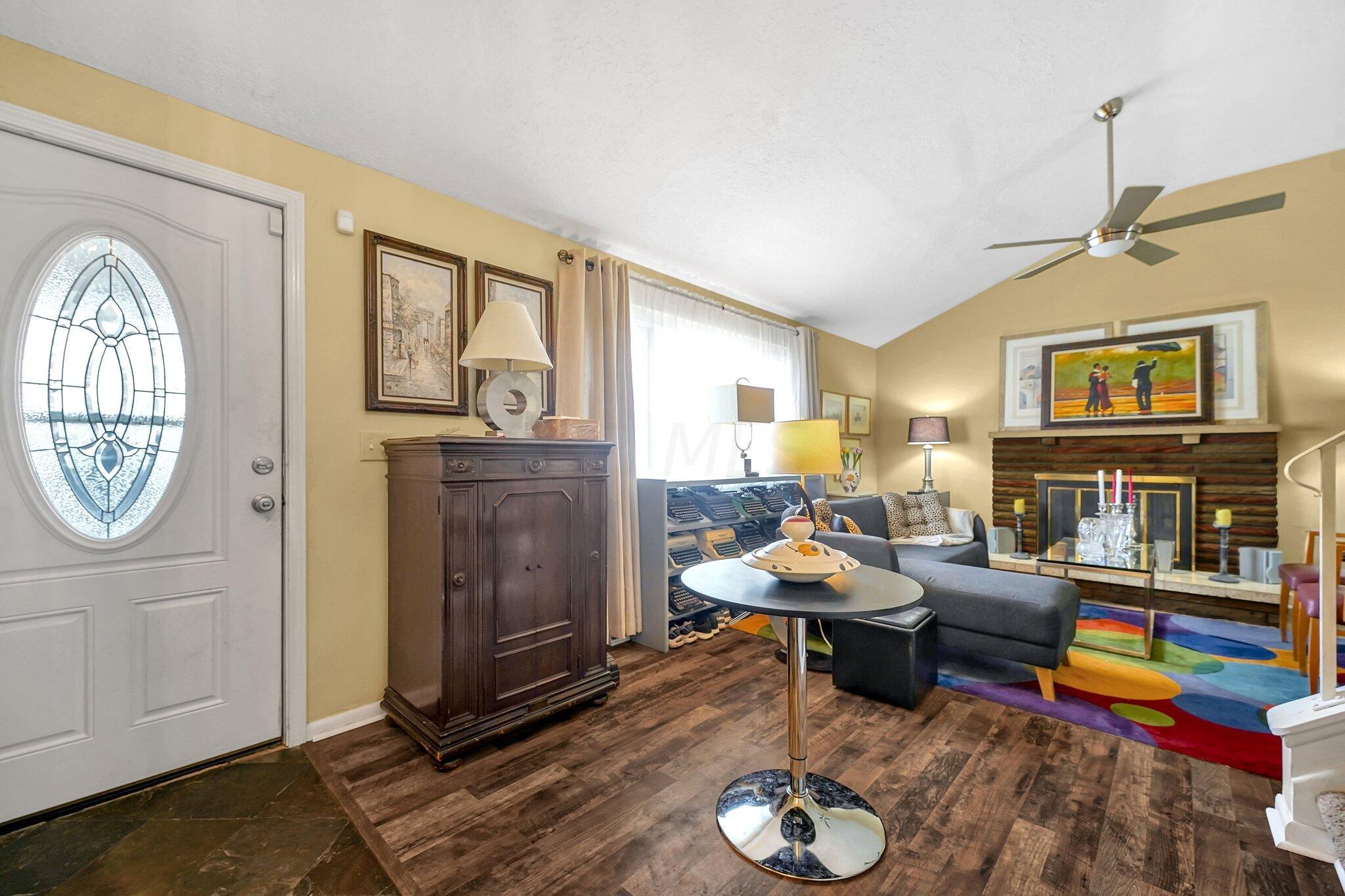 Spacious living room
