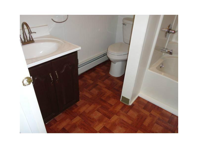 37 Murray Street Augusta, ME 04330 - Photo 6 of 24 Bathroom.