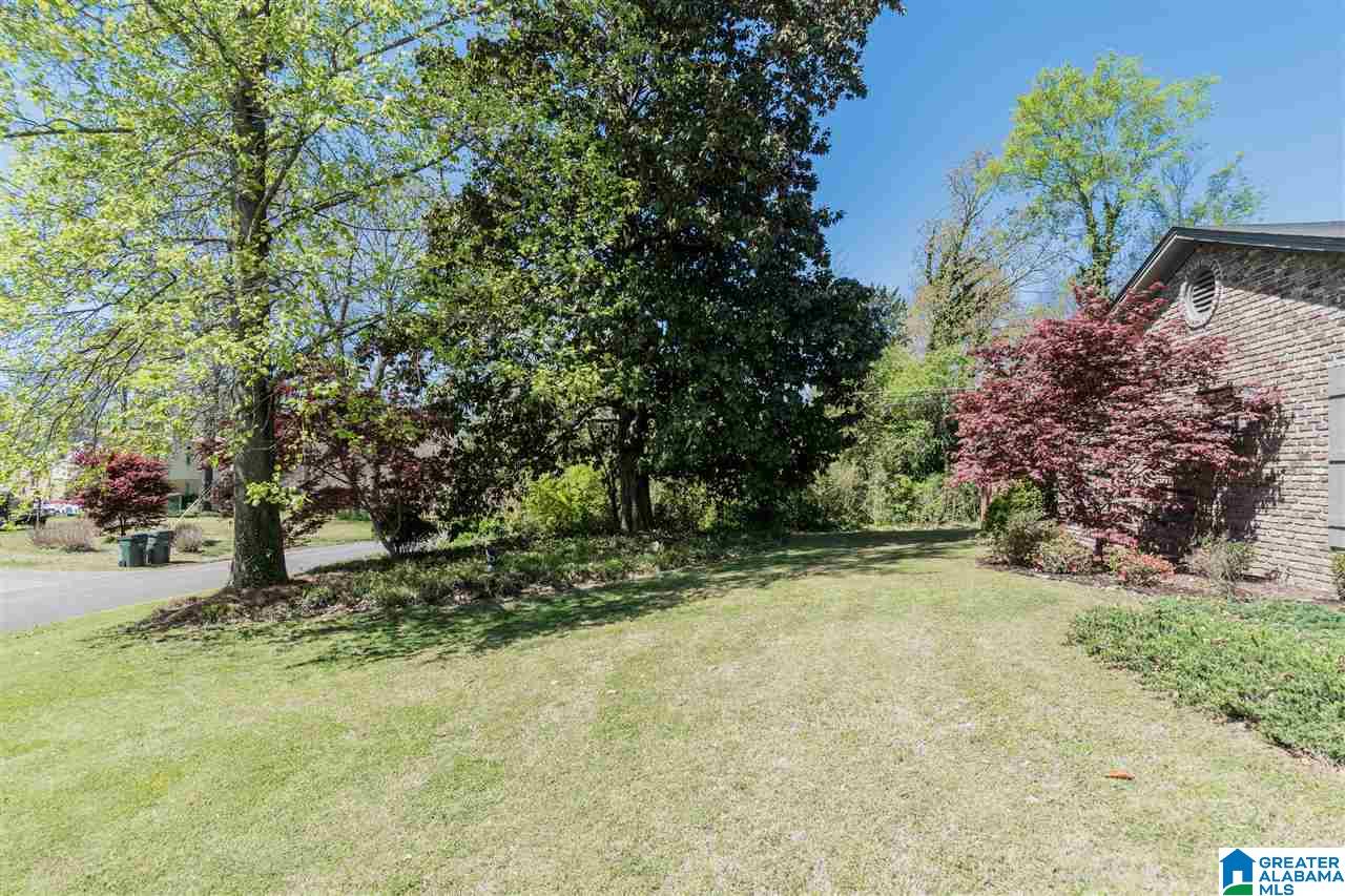 924 Wickford Road Birmingham, AL 35216 - Photo 3 of 50