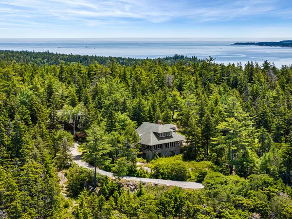 $4,400,000 | 4 Highlands (northeast Hrbr) Ln Mount, Northeast Harbor, ME 04662