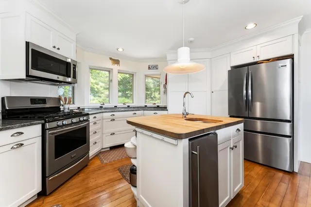 $4,400,000 | 4 Highlands (northeast Hrbr) Ln Mount, Northeast Harbor, ME 04662