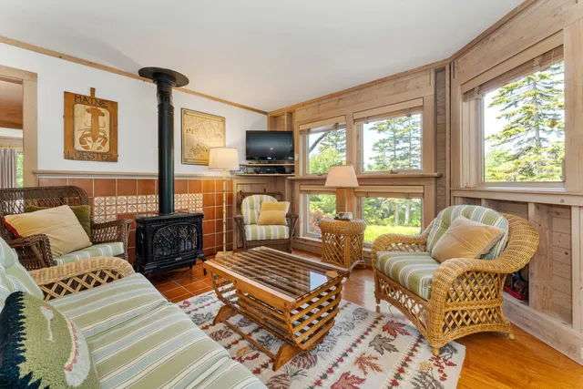 $4,400,000 | 4 Highlands (northeast Hrbr) Ln Mount, Northeast Harbor, ME 04662