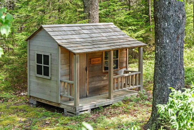 $4,400,000 | 4 Highlands (northeast Hrbr) Ln Mount, Northeast Harbor, ME 04662