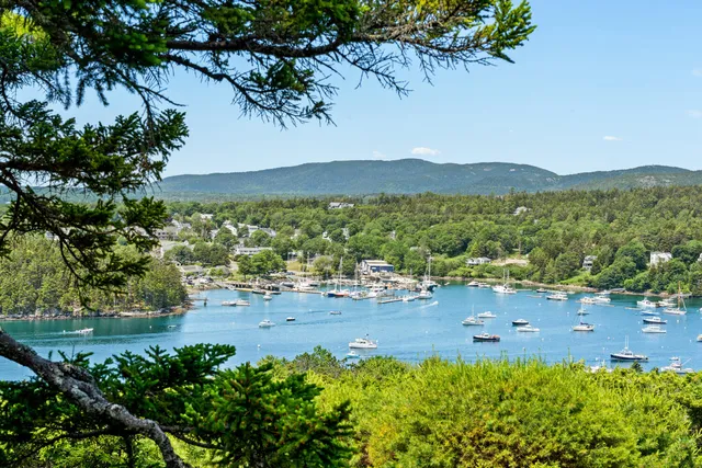 $4,400,000 | 4 Highlands (northeast Hrbr) Ln Mount, Northeast Harbor, ME 04662