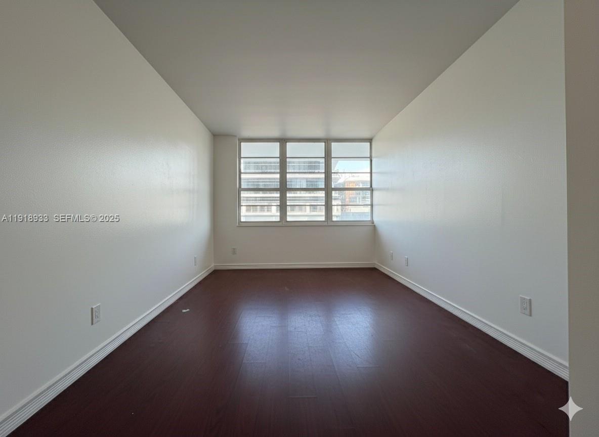 100 Lincoln Road, Unit 1027 Miami Beach, FL 33139 - Photo 11 of 27