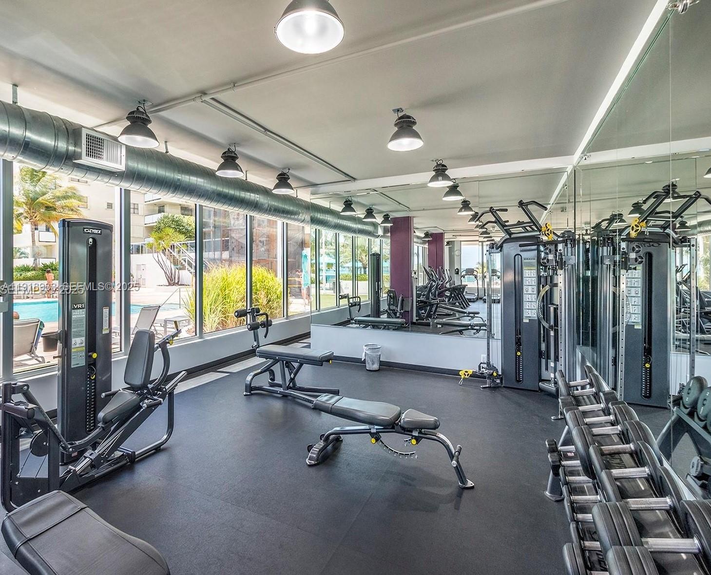 100 Lincoln Road, Unit 1027 Miami Beach, FL 33139 - Photo 18 of 27