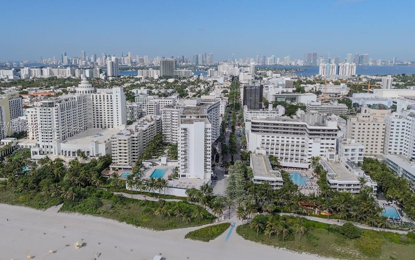 100 Lincoln Road, Unit 1027 Miami Beach, FL 33139 - Photo 26 of 27