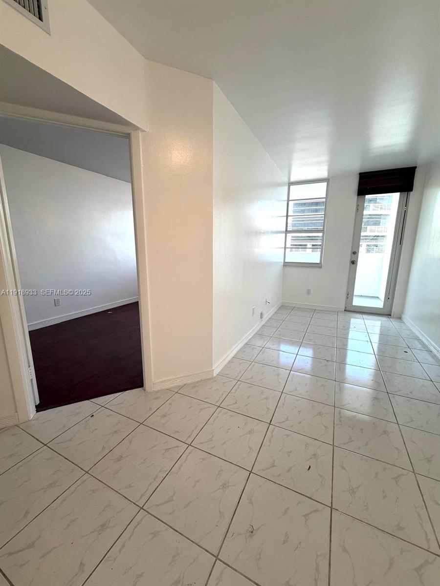 100 Lincoln Road, Unit 1027 Miami Beach, FL 33139 - Photo 3 of 27