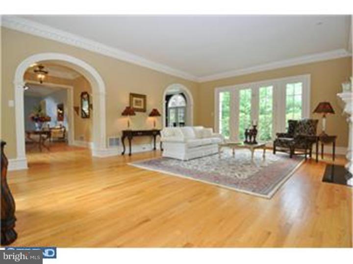 401 Huston Road Radnor, PA 19087 - Photo 14 of 22 Living Room