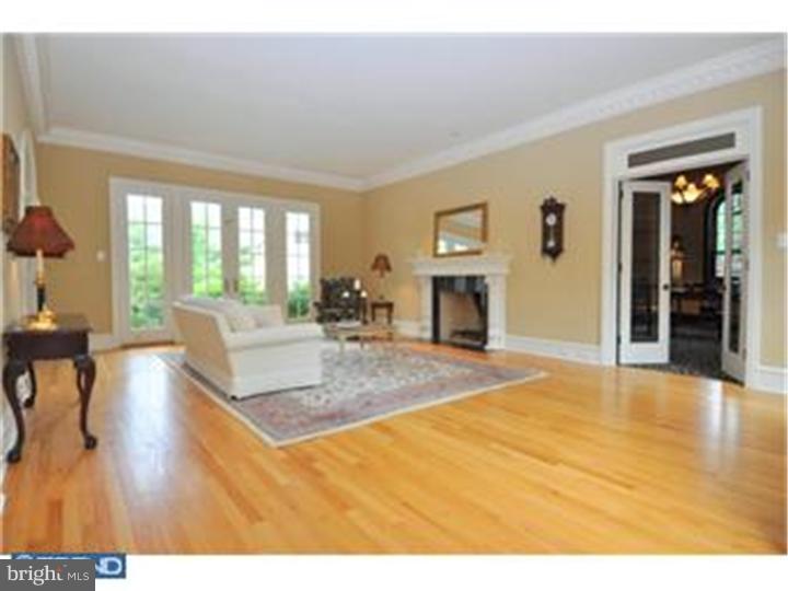 401 Huston Road Radnor, PA 19087 - Photo 15 of 22 Living Room