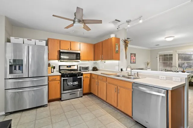 $1,725 | 12117 Briarcreek Loop, Manor, TX 78653