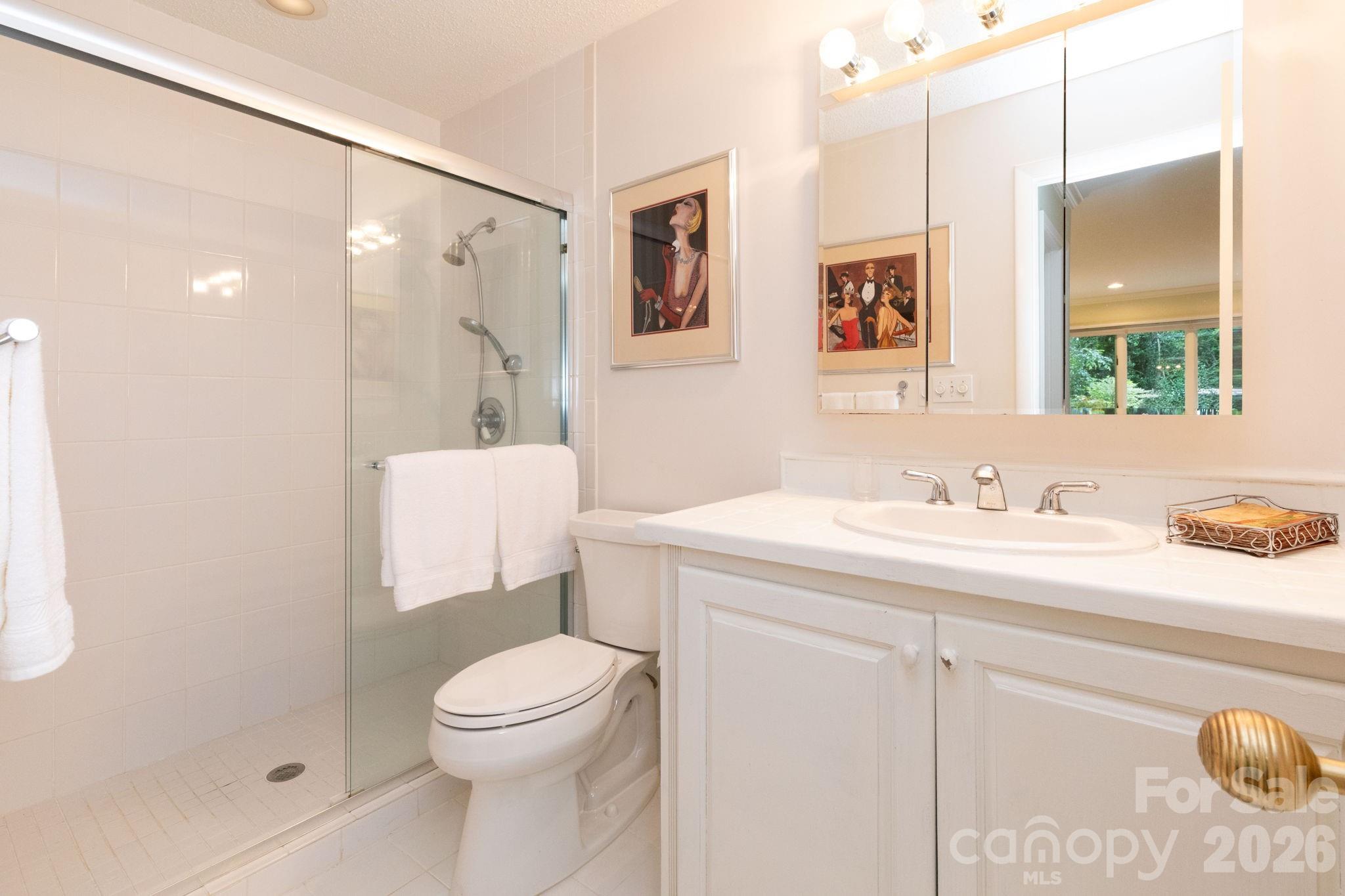 301 Crowfields Lane Asheville, NC 28803 - Photo 12 of 28