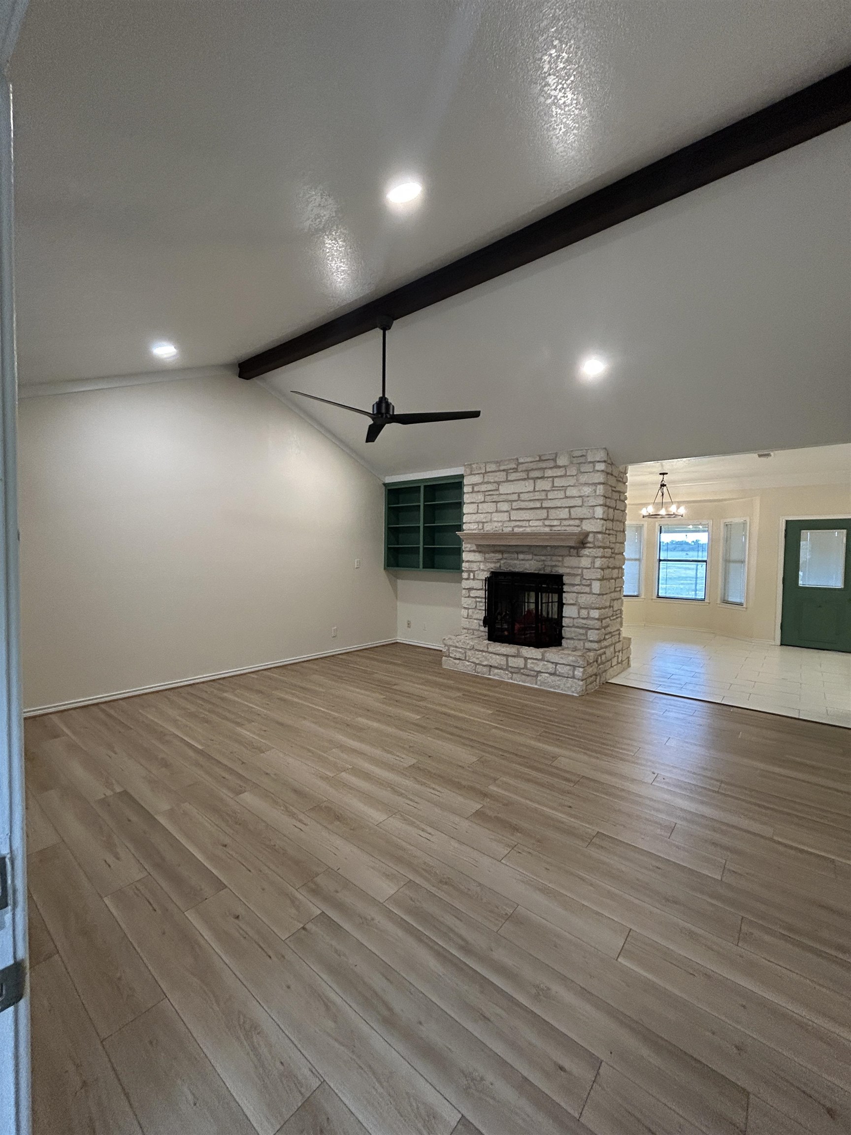 160 Turkey Run Marble Falls, TX 78654 - Photo 2 of 15