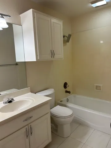 $2,350 | 160 Turkey Run, Marble Falls, TX 78654