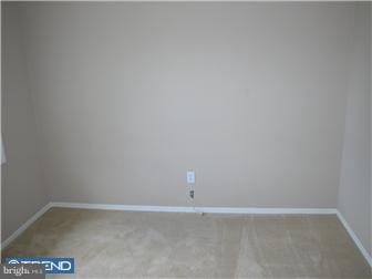 1111 Laurel Road Edgewater Park, NJ 08010 - Photo 8 of 11 Gallery Image 8