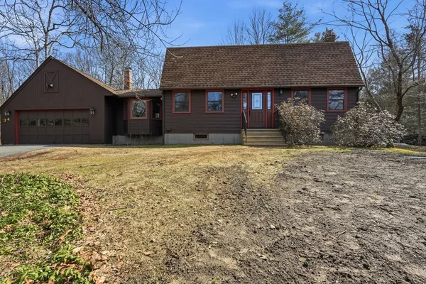 $440,000 | 34 Sherwood Drive, Belchertown, MA 01007