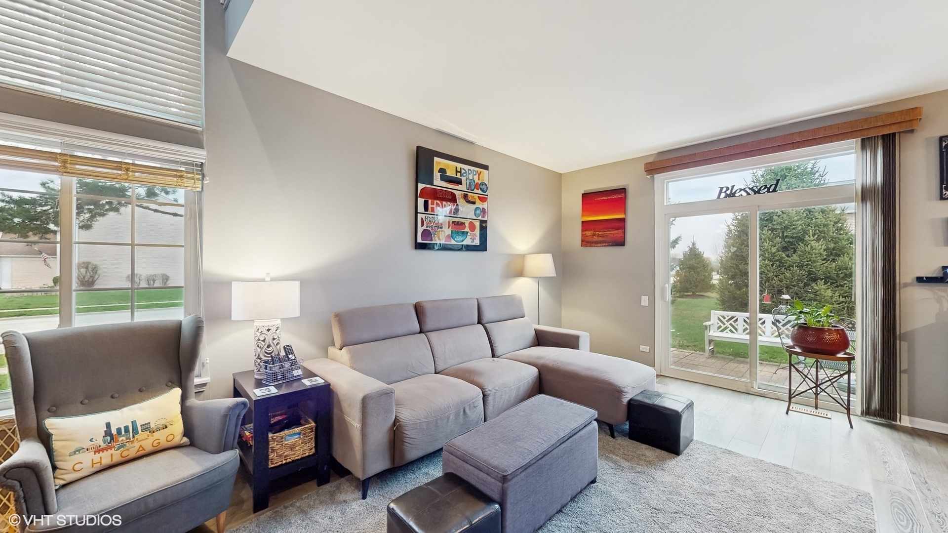 1501 Spaulding Road Bartlett, IL 60103 - Photo 5 of 28 a living room with furniture and a flat screen tv