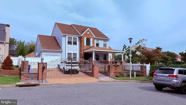 $1,049,900 | 8905 Springview Road, Philadelphia, PA 19115