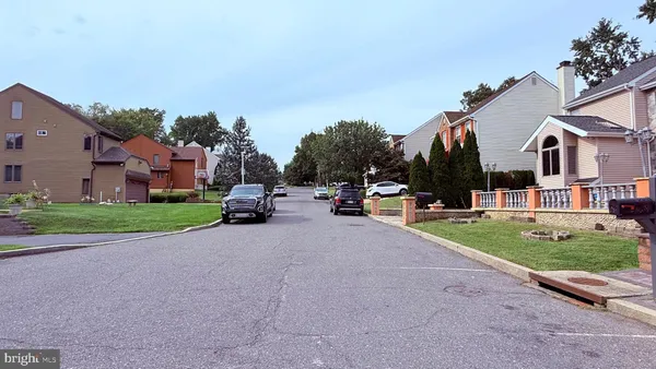 $1,049,900 | 8905 Springview Road, Philadelphia, PA 19115